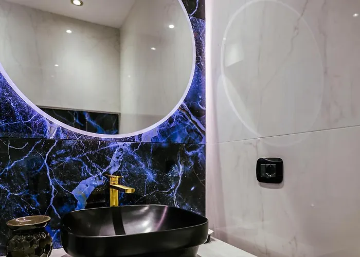 Marmur Luxury Couette-café 3*