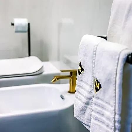 Marmur Luxury Bed and Breakfast Λέτσε